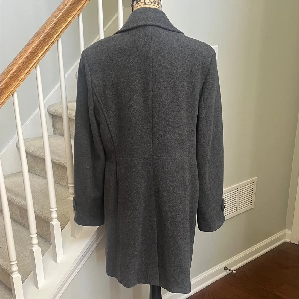EUC Style & Co. Gray Trench Coat (L) - Picture 3 of 10